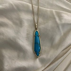 Kendra Scott necklace